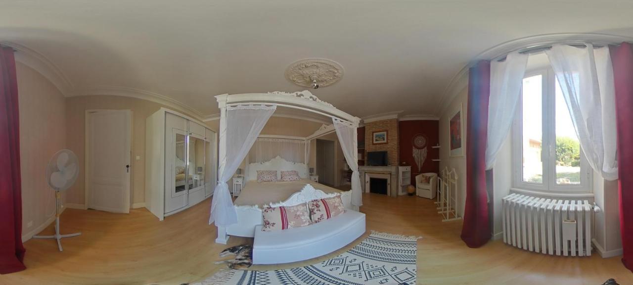Les Trois Tilleuls 1 Homestay *