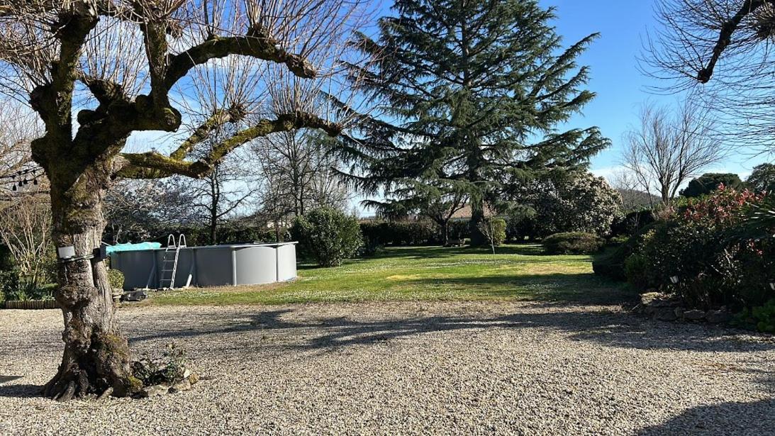 Les Trois Tilleuls 1 Homestay Loupiac (Gironde)